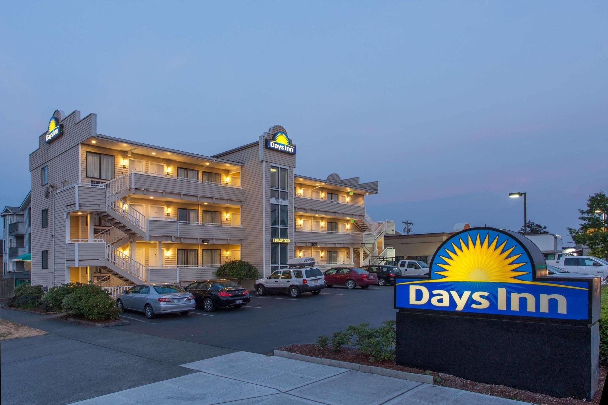 Days Inn By Wyndham Seattle North Of Downtown Exterior foto